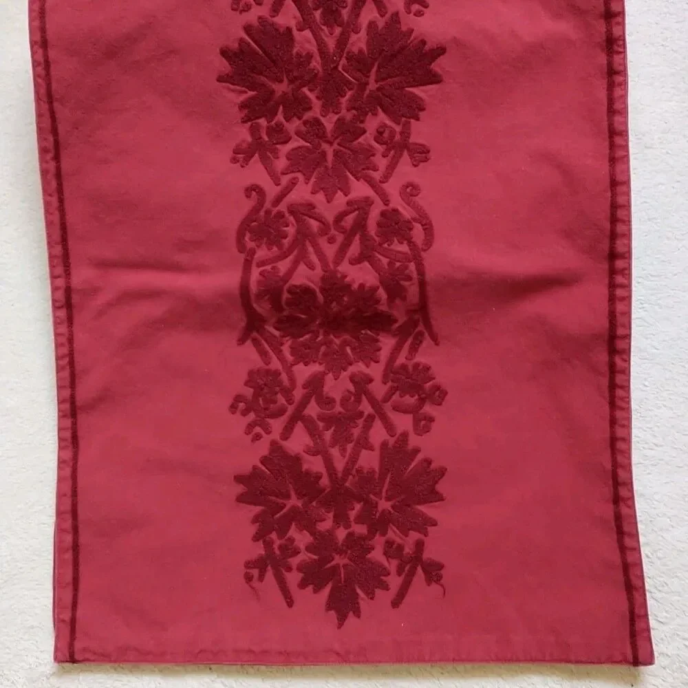 Williams Sonoma Table Runner Red Embroidered Soutache Cotton 15x82